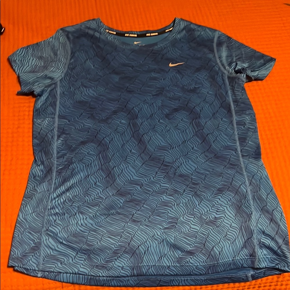 Nike Blue Patterned T-Shirt